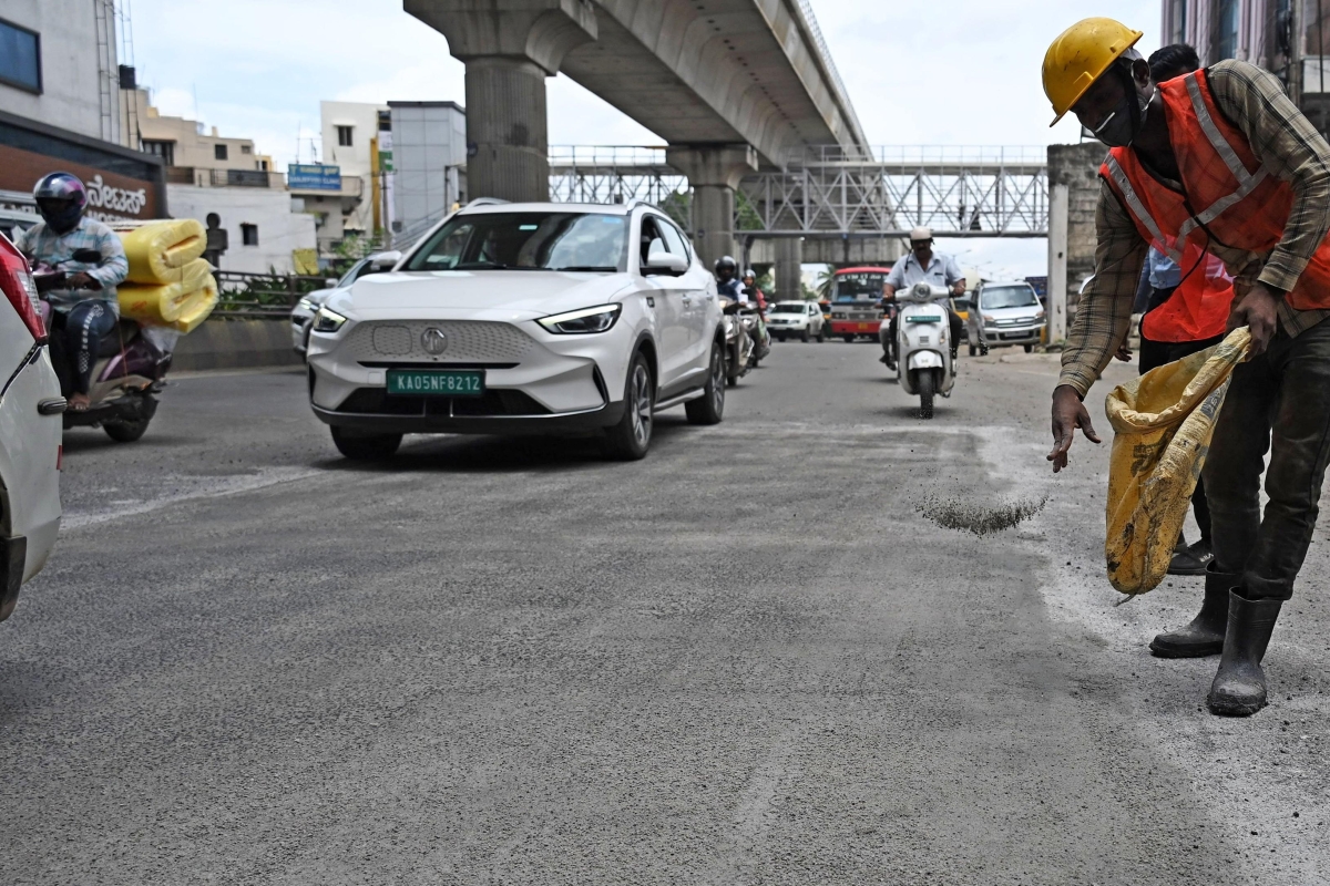 Bengaluru Begins Repairs on Vajarahalli 100-Foot Road After Years of Complaints